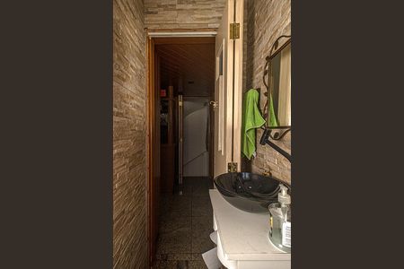 Casa para alugar com 250m², 4 quartos e 6 vagas Casa para alugar com 250m², 4 quartos e 6 vagasLavabo