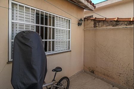 Casa para alugar com 250m², 4 quartos e 6 vagas Casa para alugar com 250m², 4 quartos e 6 vagasTerraço