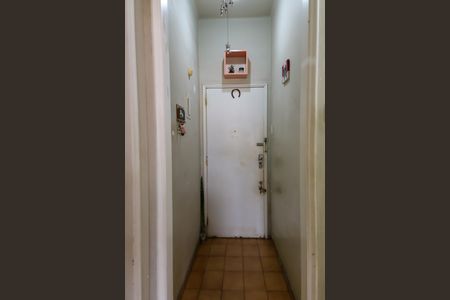 Hall de Entrada de apartamento à venda com 3 quartos, 86m² em Higienópolis, Rio de Janeiro