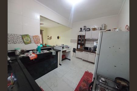 Casa para alugar com 80m², 2 quartos e 2 vagasCozinha