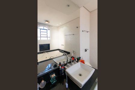 Casa à venda com 164m², 3 quartos e 2 vagasBanheiro da Suíte