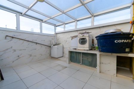 Casa à venda com 164m², 3 quartos e 2 vagasVaranda