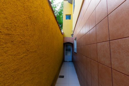 Casa à venda com 164m², 3 quartos e 2 vagasCorredor Externo