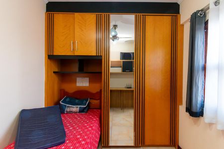 Casa à venda com 164m², 3 quartos e 2 vagasQuarto 2