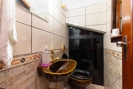 Casa à venda com 164m², 3 quartos e 2 vagasLavabo