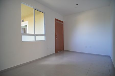 Sala de apartamento para alugar com 2 quartos, 43m² em Rondônia, Novo Hamburgo