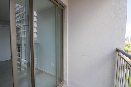 Apartamento para alugar com 42m², 2 quartos e sem vaga Apartamento para alugar com 42m², 2 quartos e sem vagaVaranda