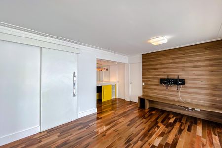 Apartamento à venda com 115m², 3 quartos e 2 vagas Apartamento à venda com 115m², 3 quartos e 2 vagasSala