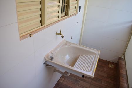 Apartamento para alugar com 78m², 2 quartos e 1 vagaÁrea de Serviço