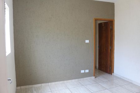 Casa à venda com 206m², 4 quartos e 2 vagasSala