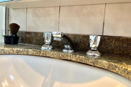 Apartamento à venda com 72m², 3 quartos e 2 vagasBanheiro da Suíte