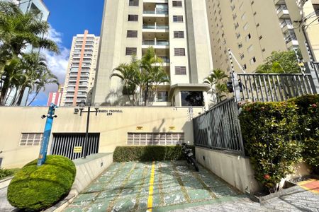 Apartamento à venda com 72m², 3 quartos e 2 vagasFachada