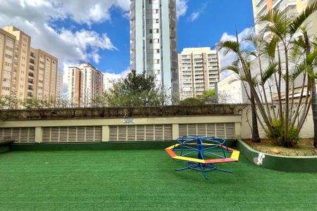 Apartamento à venda com 72m², 3 quartos e 2 vagasÁrea comum - Playground