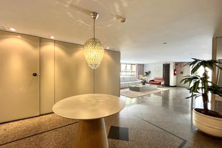 Apartamento à venda com 72m², 3 quartos e 2 vagasHall social