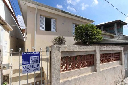 Casa à venda com 240m², 3 quartos e 1 vaga Casa à venda com 240m², 3 quartos e 1 vagaFachada - Placa