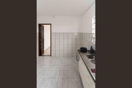 Casa à venda com 240m², 3 quartos e 1 vaga Casa à venda com 240m², 3 quartos e 1 vagaCozinha 01