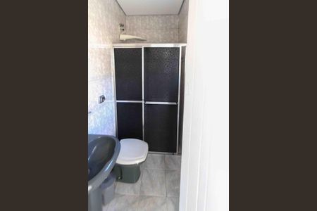 Casa à venda com 240m², 3 quartos e 1 vaga Casa à venda com 240m², 3 quartos e 1 vagaBanheiro