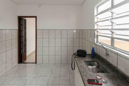 Casa à venda com 240m², 3 quartos e 1 vaga Casa à venda com 240m², 3 quartos e 1 vagaCozinha 01