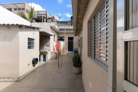 Casa à venda com 240m², 3 quartos e 1 vaga Casa à venda com 240m², 3 quartos e 1 vagaQuintal