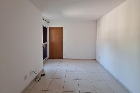 Sala de apartamento para alugar com 2 quartos, 49m² em Maria Paula, São Gonçalo