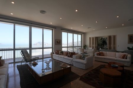 Apartamento para alugar com 768m², 7 quartos e 2 vagasSala