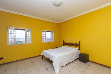 Casa à venda com 295m², 4 quartos e 2 vagasSala 2 (Quarto)