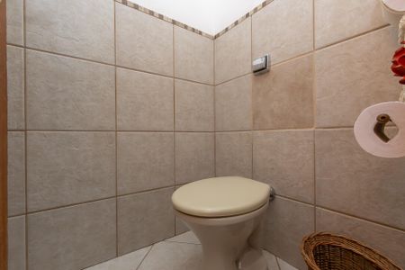 Casa à venda com 295m², 4 quartos e 2 vagasLavabo Social