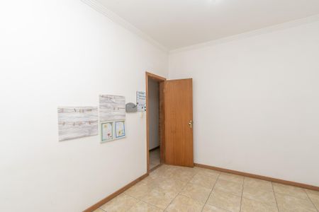 Casa à venda com 295m², 4 quartos e 2 vagasQuarto 3