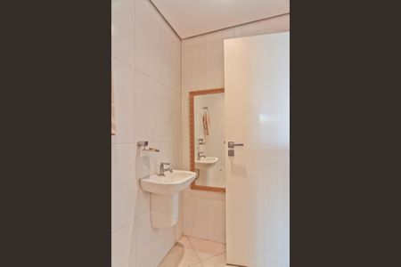 Casa de condomínio à venda com 900m², 6 quartos e 8 vagasSótão 