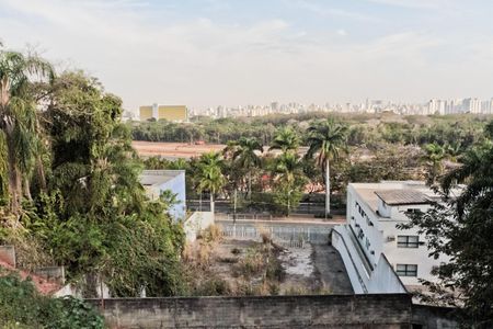 Casa de condomínio à venda com 900m², 6 quartos e 8 vagasVista