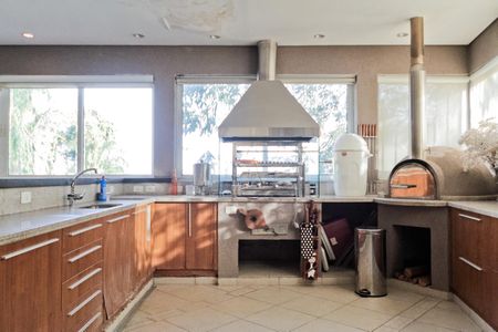 Casa de condomínio à venda com 900m², 6 quartos e 8 vagasÁrea comum