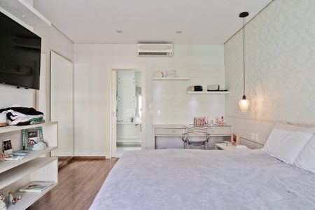 Casa de condomínio à venda com 900m², 6 quartos e 8 vagasSuíte 1