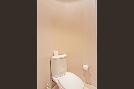 Casa de condomínio à venda com 900m², 6 quartos e 8 vagasLavabo