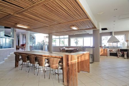 Casa de condomínio à venda com 900m², 6 quartos e 8 vagasÁrea comum