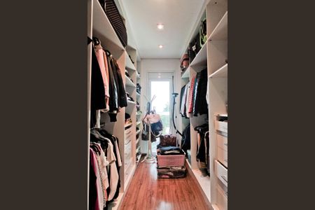 Casa de condomínio à venda com 900m², 6 quartos e 8 vagasSuíte 4