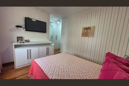 Apartamento à venda com 156m², 3 quartos e 3 vagas Apartamento à venda com 156m², 3 quartos e 3 vagasQuarto