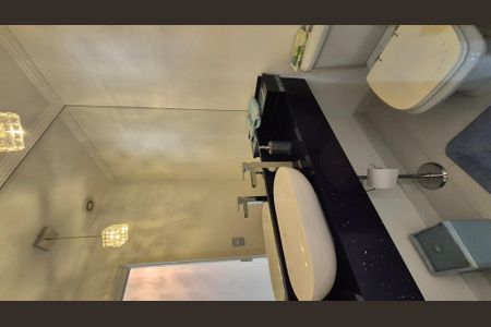 Apartamento à venda com 156m², 3 quartos e 3 vagas Apartamento à venda com 156m², 3 quartos e 3 vagasBanheiro