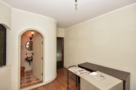 Casa à venda com 420m², 3 quartos e 3 vagasEscritório