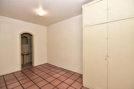 Casa à venda com 420m², 3 quartos e 3 vagasQuarto de Serviço 2