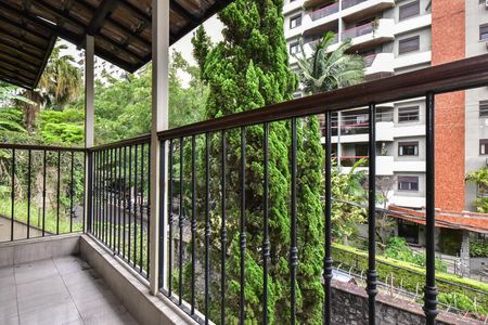 Casa à venda com 420m², 3 quartos e 3 vagasVaranda da Suíte 3