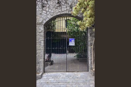 Casa à venda com 420m², 3 quartos e 3 vagasPlaca