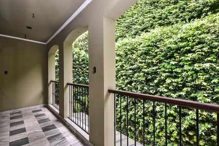 Casa à venda com 420m², 3 quartos e 3 vagasVaranda