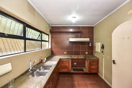 Casa à venda com 420m², 3 quartos e 3 vagasCozinha