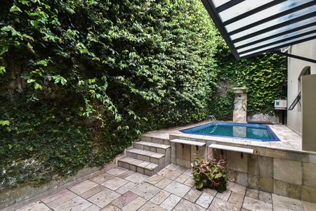 Casa à venda com 420m², 3 quartos e 3 vagasPiscina