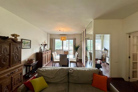 Apartamento à venda com 140m², 4 quartos e 2 vagasSala