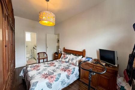 Apartamento à venda com 140m², 4 quartos e 2 vagasSuíte