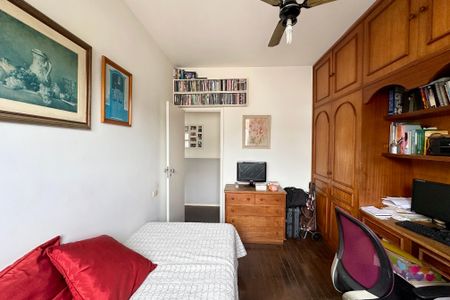 Apartamento à venda com 140m², 4 quartos e 2 vagasQuarto 2