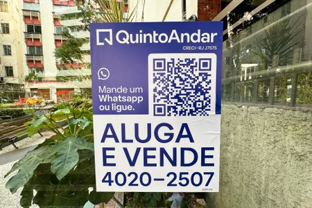 Apartamento à venda com 140m², 4 quartos e 2 vagasPlaquinha