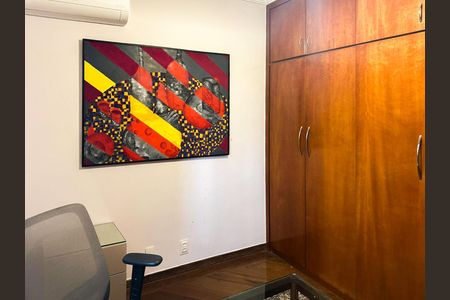 Apartamento à venda com 80m², 3 quartos e 2 vagasQuarto