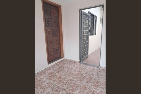 Casa à venda com 211m², 2 quartos e 2 vagasCorredor